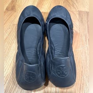 Tory Burch Eddie Navy Blue Leather Ballet Flats 8M